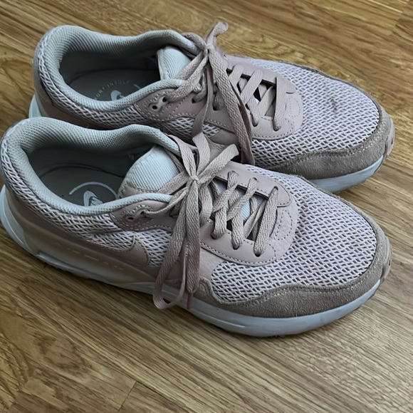 Pink Nike Air - Picture 2 of 4